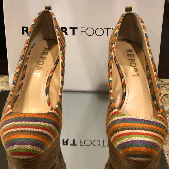 Multi-color wedges - Picture 2 of 3